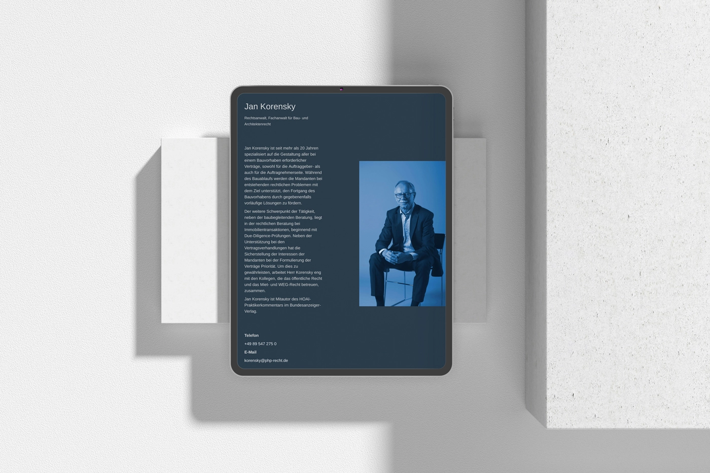 iPad-Mockup von der Hauth&Partner-Website